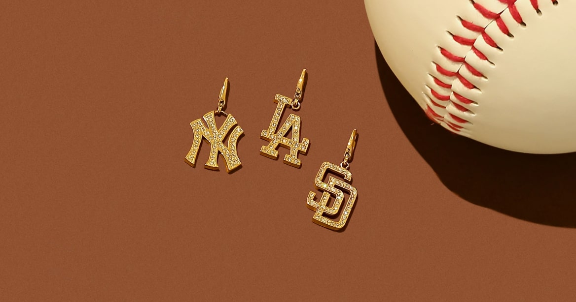 野球のボールとALPHA putite MLBモデルの3種類の画像